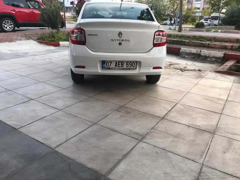 Аренда Renault Symbol в Анталии