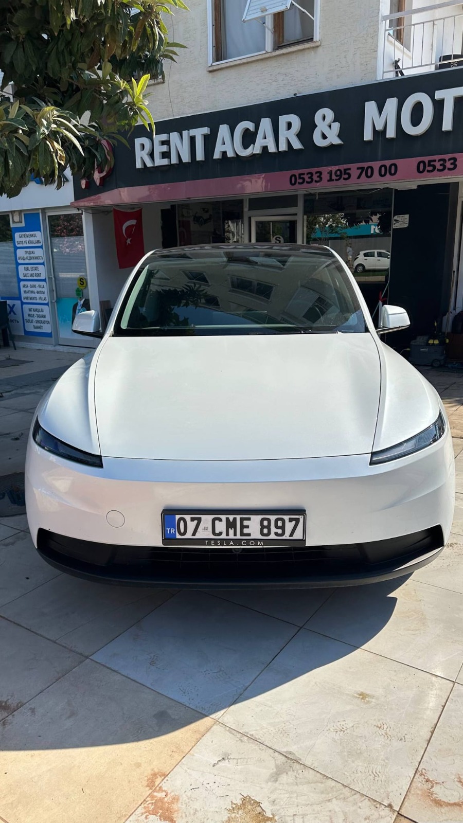 Antalya Kiralık Tesla Model Y