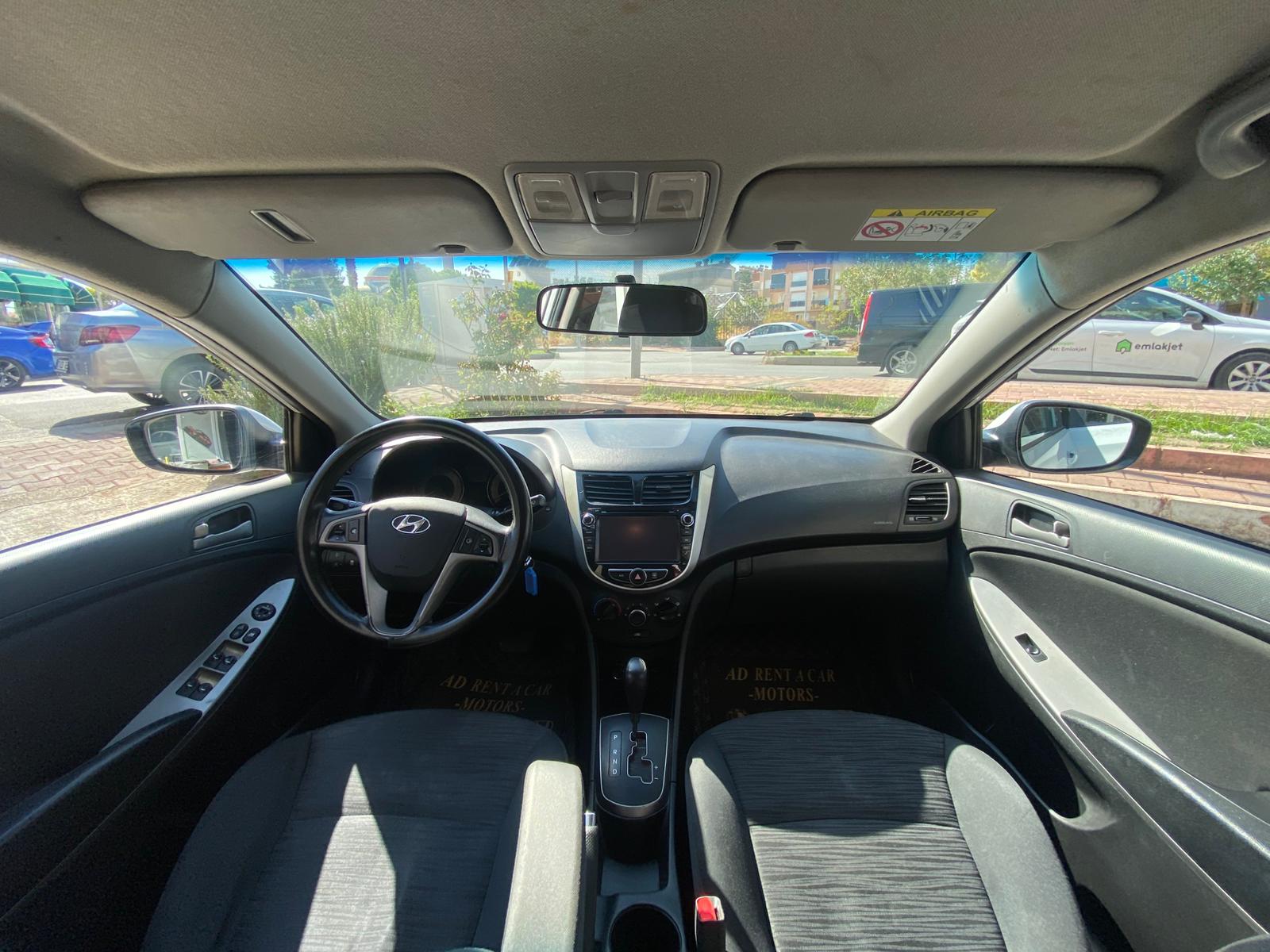 Hyundai Accent Blue в аренду в Анталии